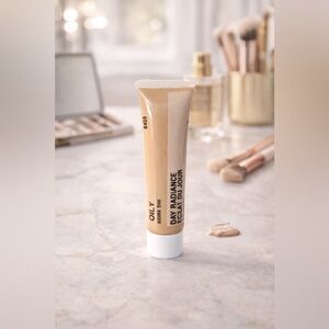 Mary Kay Day Radiance Cream Foundation | Oily Skin | Lightweight Matte Coverage